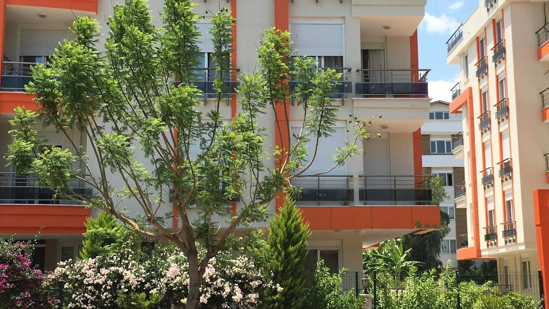 Konyaalti Tatil Evleri & Konaklama Tuerkiye - Antalya